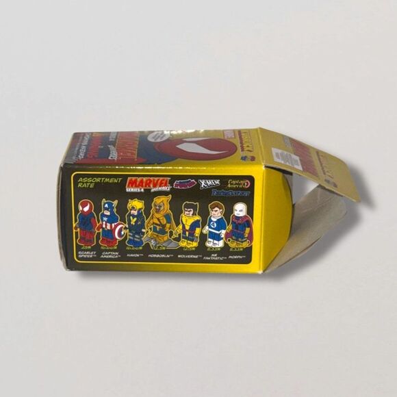 Medicom Marvel Series 4 S4 Kubrick "Wolverine" 2004 - Picture 4 of 9